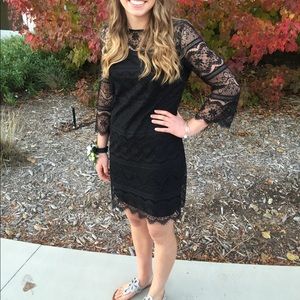 Max Studio black Lace 3/4 sleeve dress